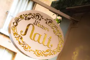 Enseignes Maison Nali