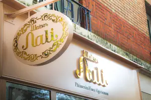 Enseignes Maison Nali