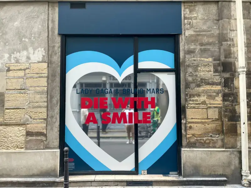 Marquage vitrine - Vitrophanie & films adhésifs | Monsieur Sticker