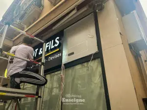 Installation enseigne Monaco